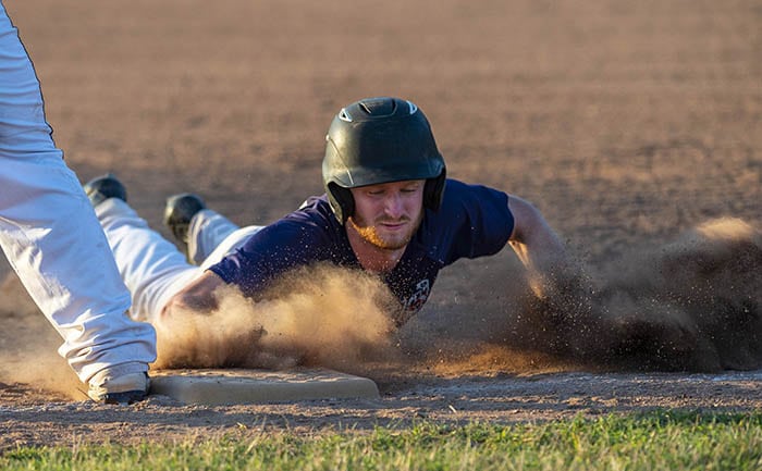 Ridgefield 14, Westport 10 Ridgefield 14, Westport 10